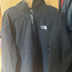 The North Face Men's Black Softshell Windstopper Jacket - Zip Front